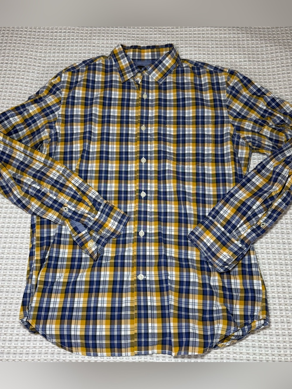 Banana Republic Men’s Size Small Blue Yellow Plaid Shirt Soft Wash Button-Down - Picture 2 of 8